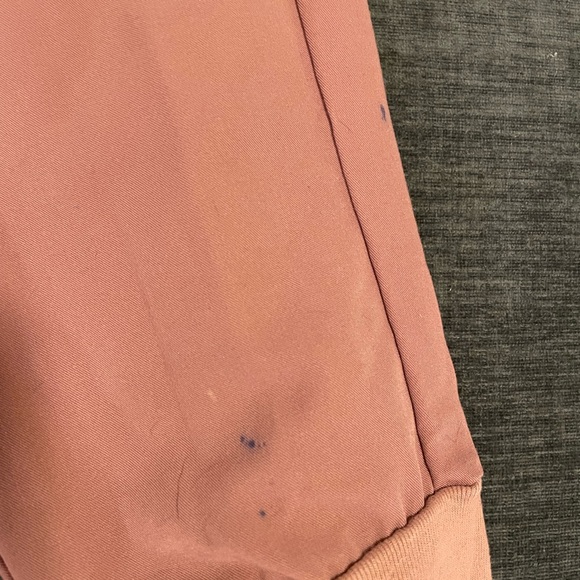 FIGS Zamora Joggers in Mineral Mauve--Medium - Picture 3 of 4